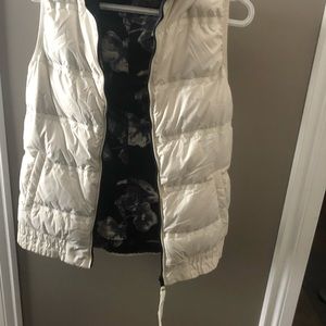 Sz6 lululemon chilly chill vest NWOT